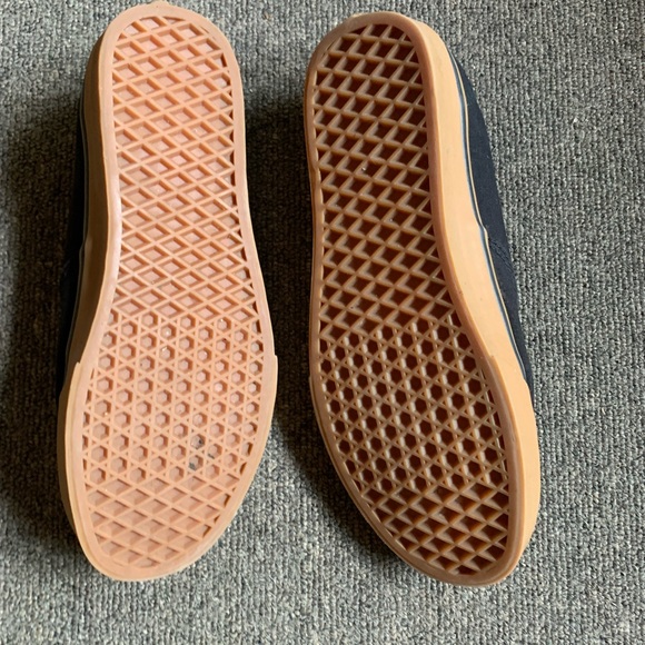 Black vans - Picture 2 of 2